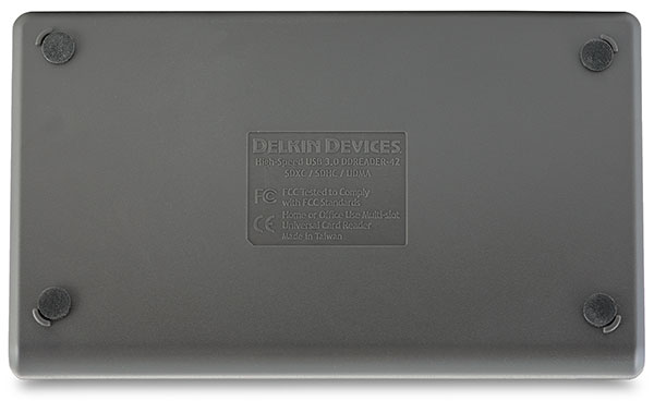 Delkin Devices Universal USB 3.0 Card Reader bottom