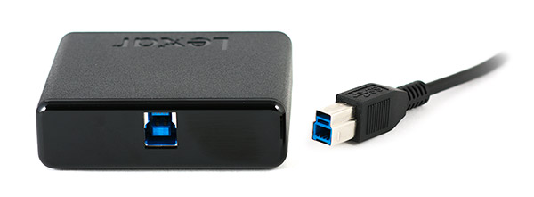 Lexar Professional Workflow CFR1 CompactFlash Card Reader Back with USB 3.0 standard-B connector and cable