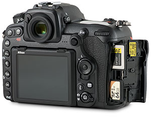 Nikon D500 XQD card and SD card slots