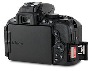 Nikon D5600 SD card slot with door open